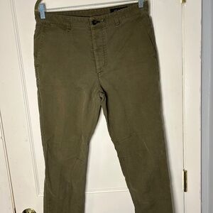 rag & bone Men's slim leg chino | Army Green | 34x30